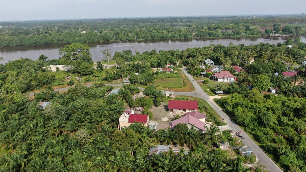 Galeri Foto : Foto Udara Pondok Pesantren Tahfizh Nurul Furqon Siak Juli 2020 (Drone View)